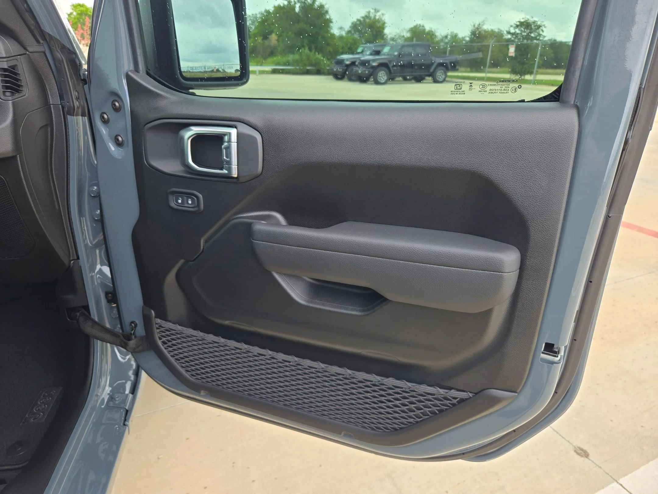 New 2026 Anvil Clear-Coat Exterior Paint Jeep Sport image 26