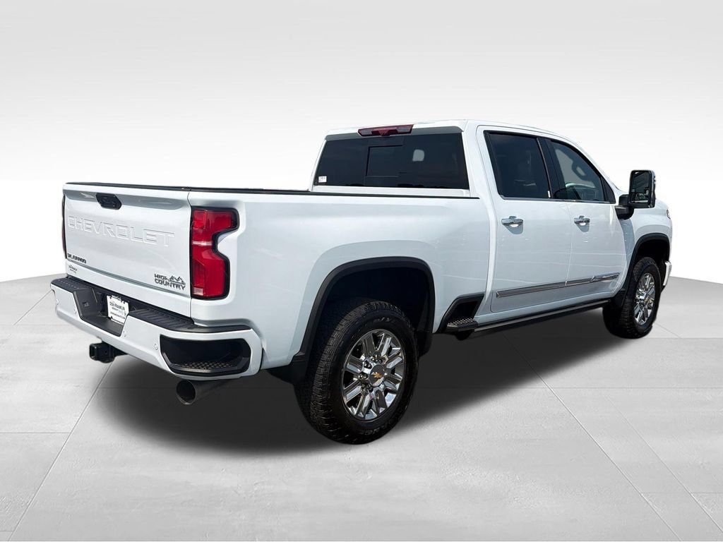Used 2026 Polar White Tricoat Chevrolet High Country image 5