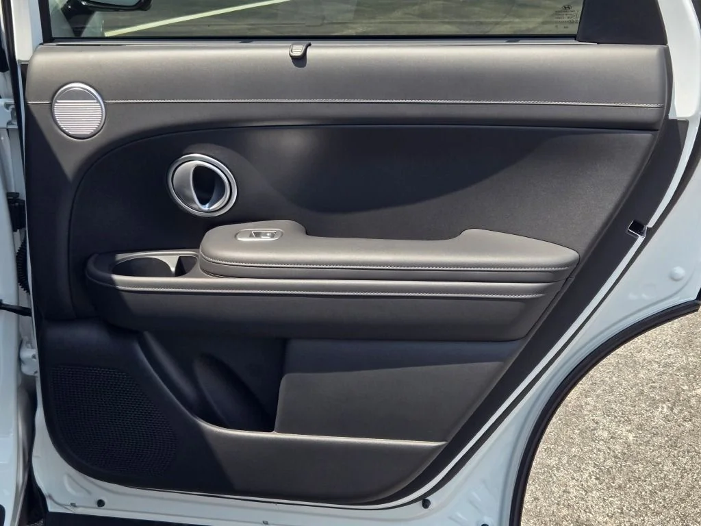 New 2026 White Pearl Hyundai SEL Premium image 9