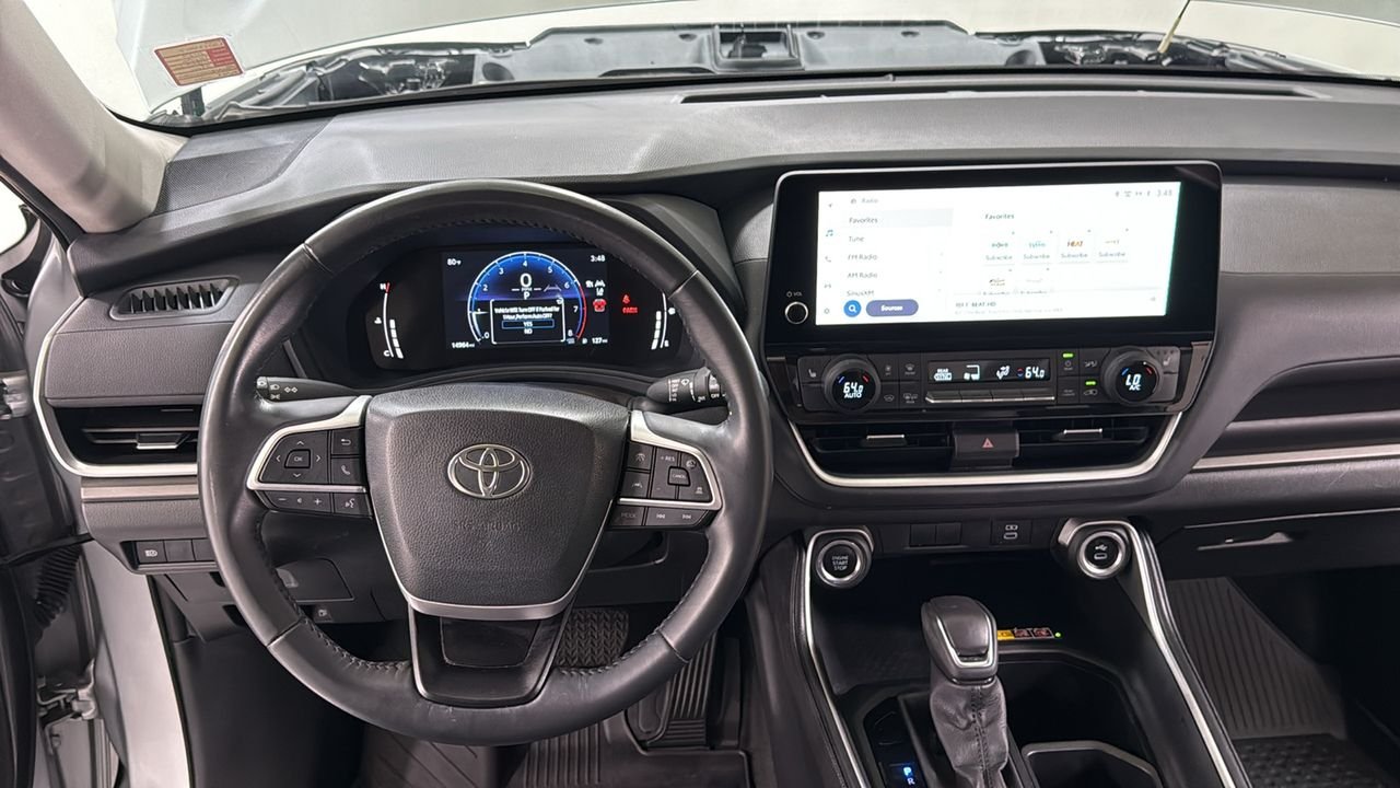 Used 2024 Silver Toyota XLE image 9