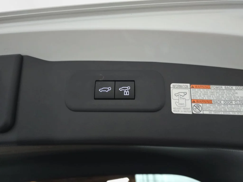 Used 2022 White Lexus 450h+ Luxury image 16