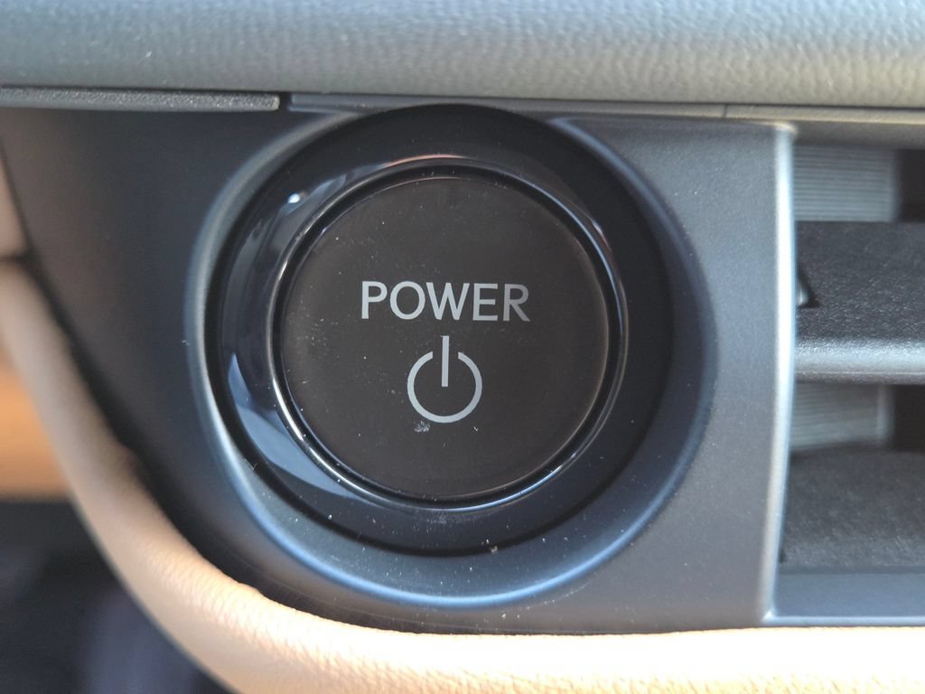 New 2026 Wavelength Lexus PREMIUM PLUS image 37
