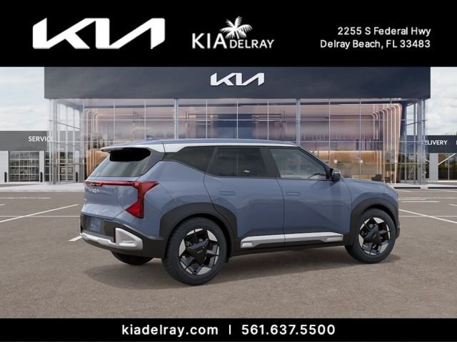 New 2027 Pale Gray Kia S image 6