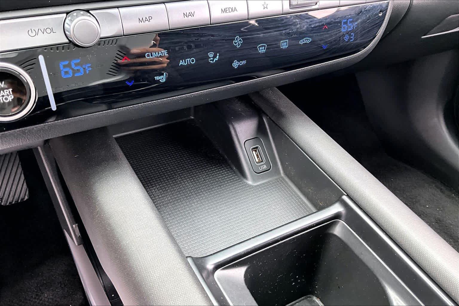 Certified Used 2024 Transmission Blue Hyundai SE image 30