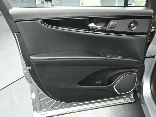 2022 LINCOLN NAUTILUS - Image 20