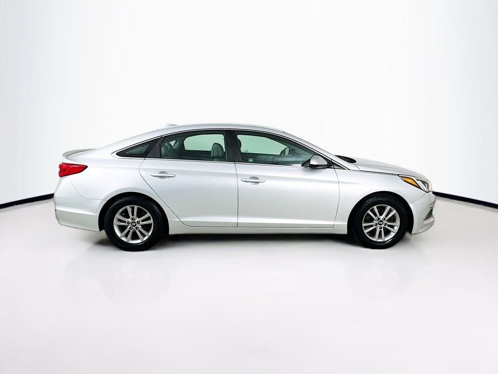 Used 2016 Symphony Silver Hyundai SE image 8