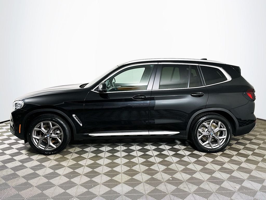 Used 2023 Black Sapphire Metallic BMW xDrive30i image 8