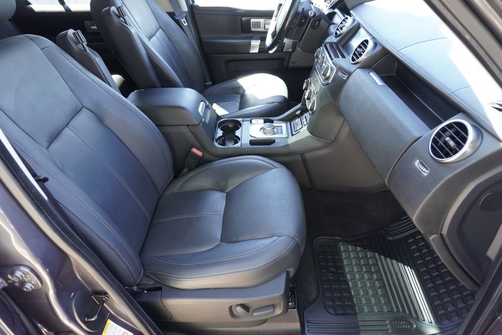 Used 2016 Gray Land Rover HSE image 23
