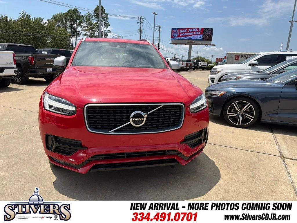 Used 2019 Red Volvo T6 R-Design image 3