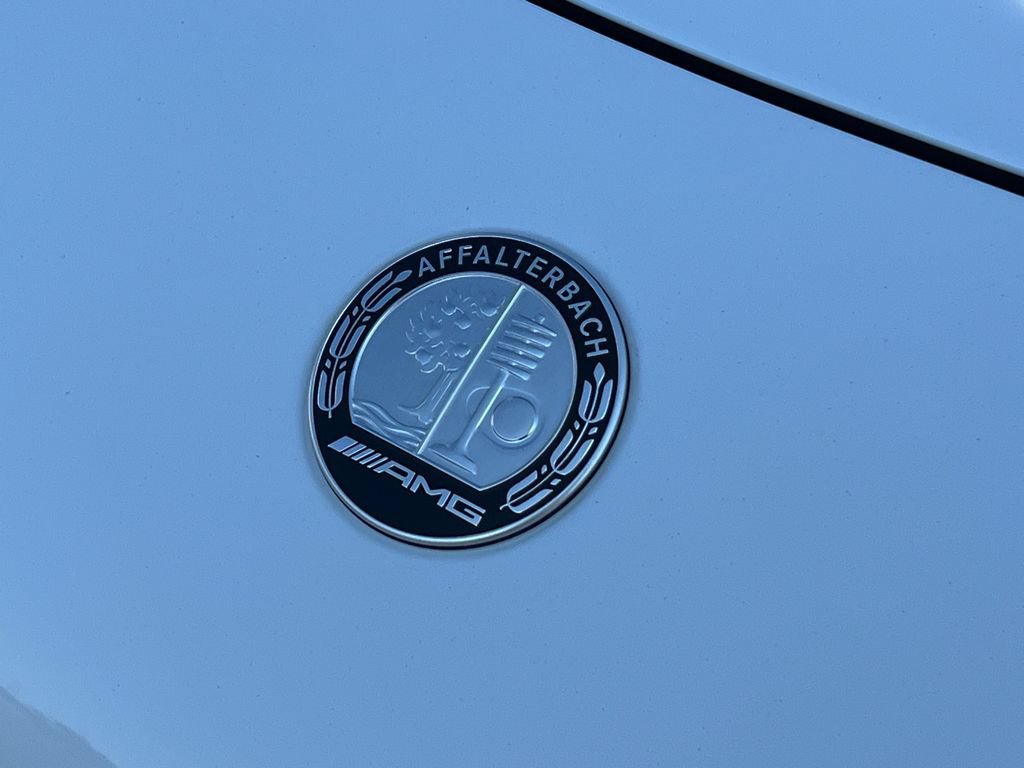 New 2026 MANUFAKTUR Moonlight White Metallic Mercedes-Benz AMG® CLE 53 4MATIC+ Coupe image 64