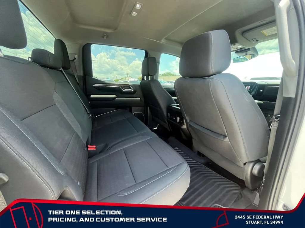 Used 2024 Summit White Chevrolet RST image 18