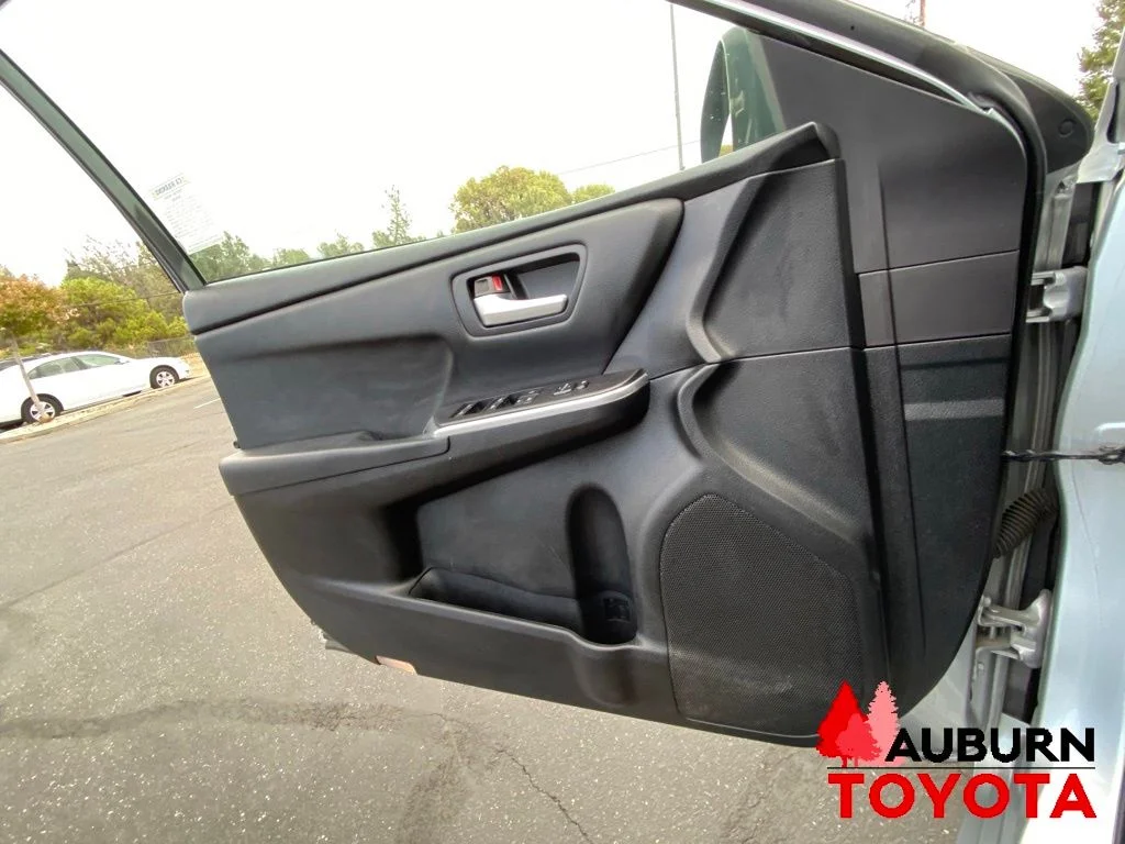 Used 2015 Celestial Silver Metallic Toyota SE image 31