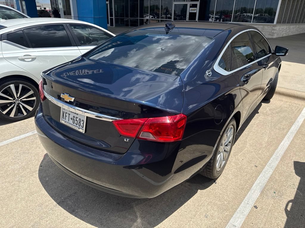 Used 2017 BLUE VELVET METALLIC Chevrolet LT image 3