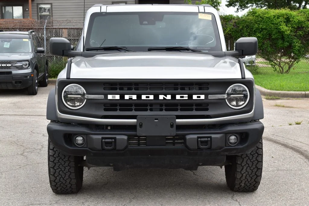 Used 2024 Silver Metallic Ford Black Diamond image 2