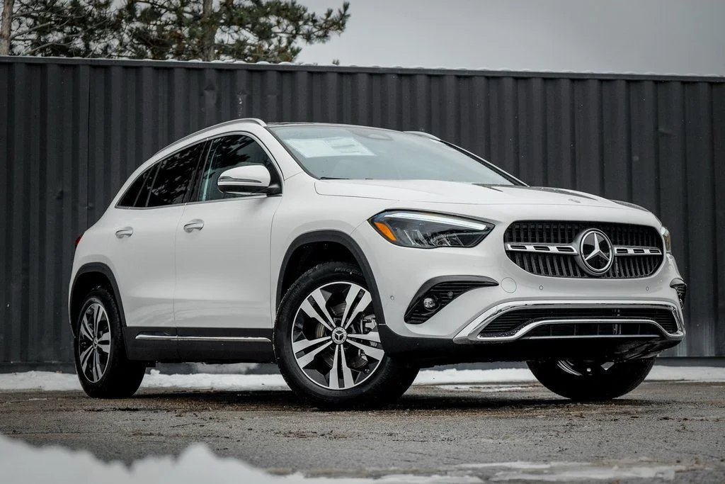 Certified Used 2026 Polar White Mercedes-Benz GLA 250 image 1
