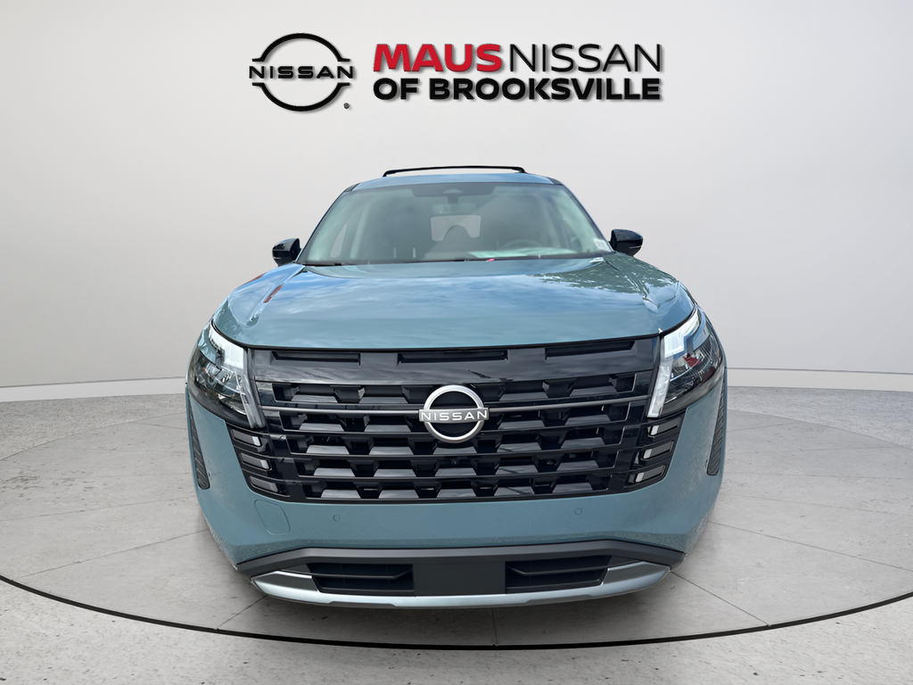 New 2026 Green Nissan Platinum image 3