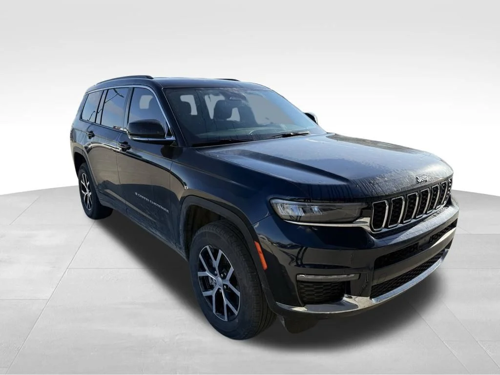 Used 2025 Black Jeep Limited image 34