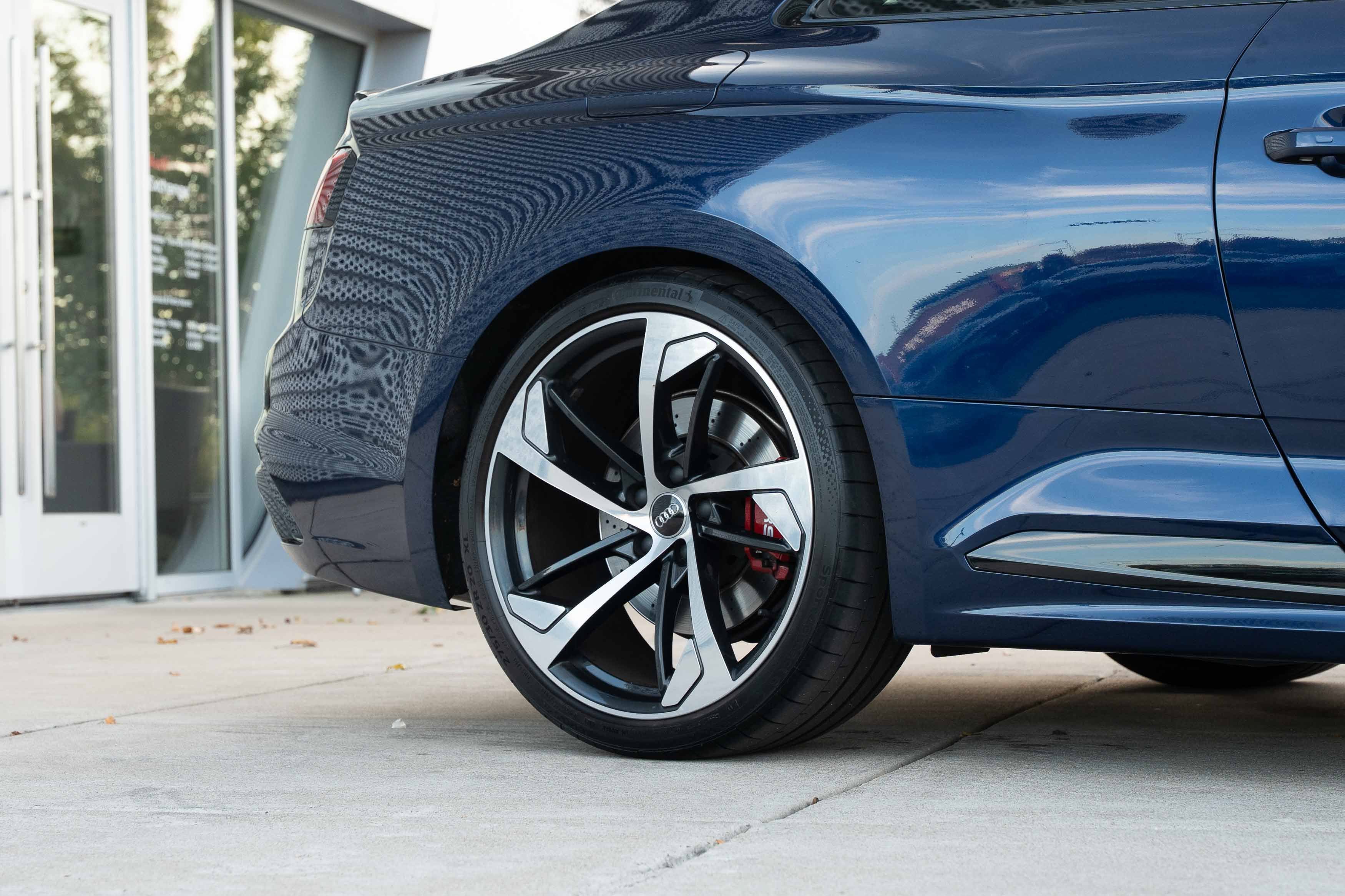 Used 2018 Navarra Blue Metallic Audi 2.9T image 33