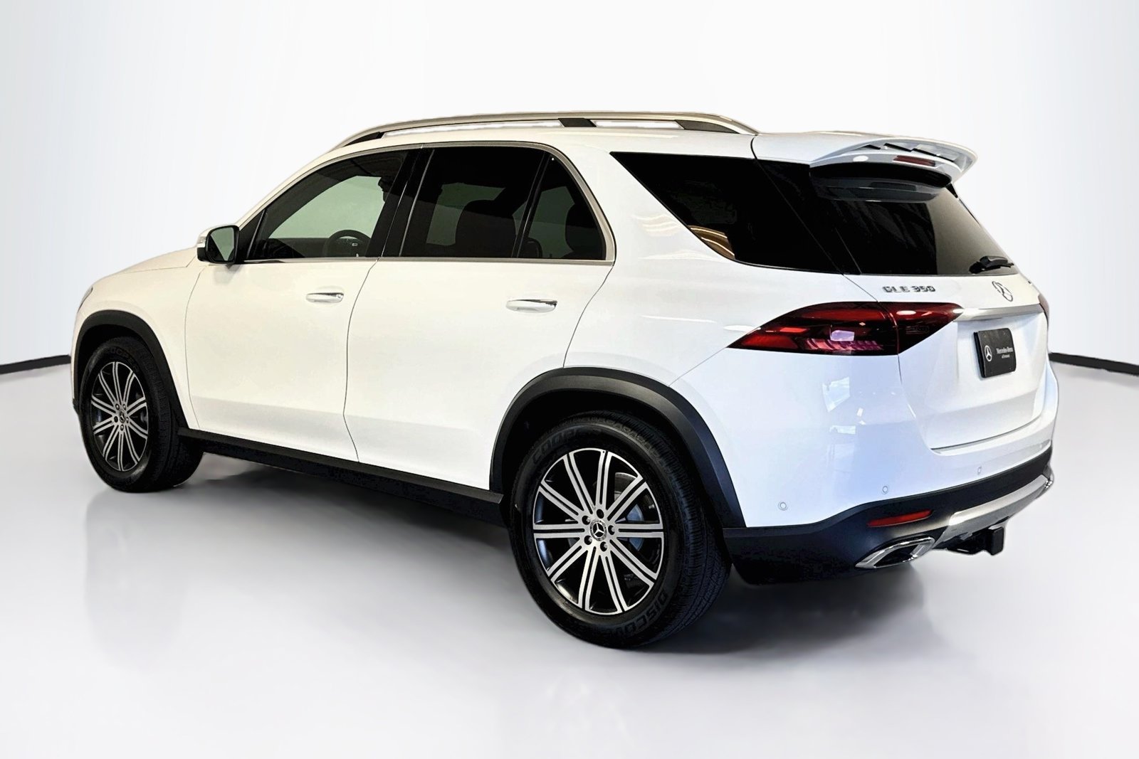 New 2026 Polar White Mercedes-Benz GLE 350 image 7