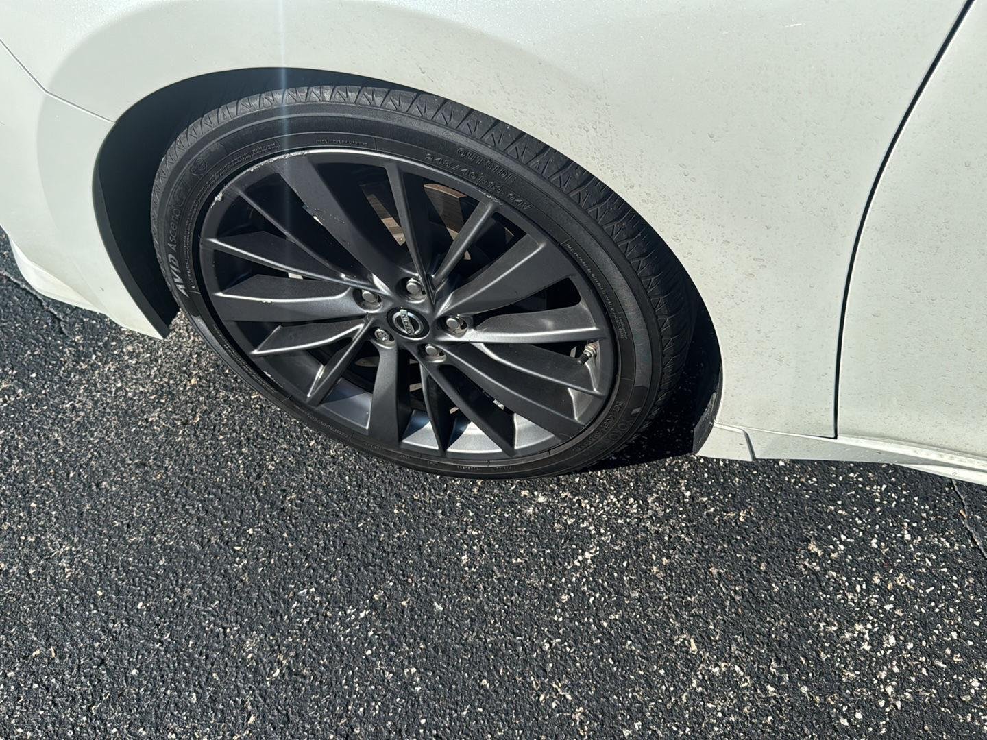 Used 2019 Pearl White Tricoat Nissan Platinum image 12