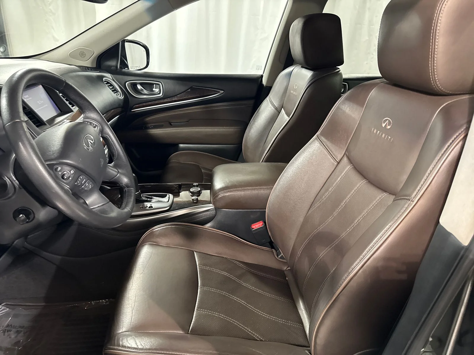 Used 2013 Green INFINITI Base image 3