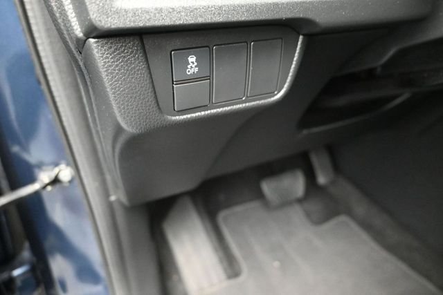Used 2025  Honda EX image 13