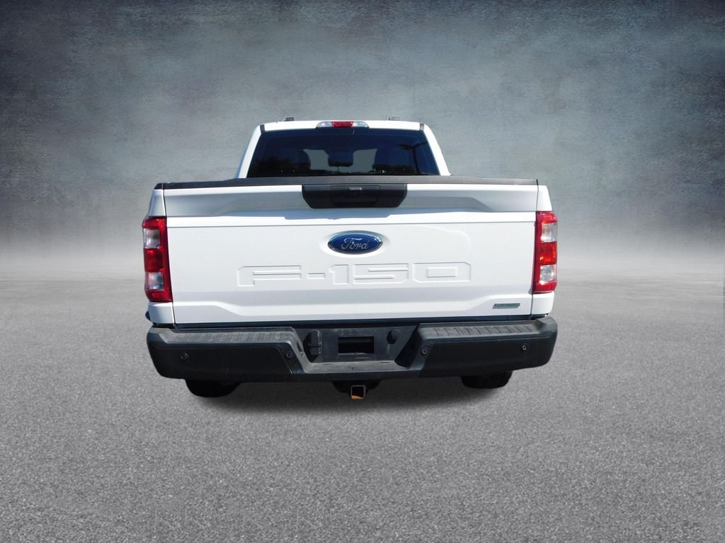Used 2022 White Ford XL image 4