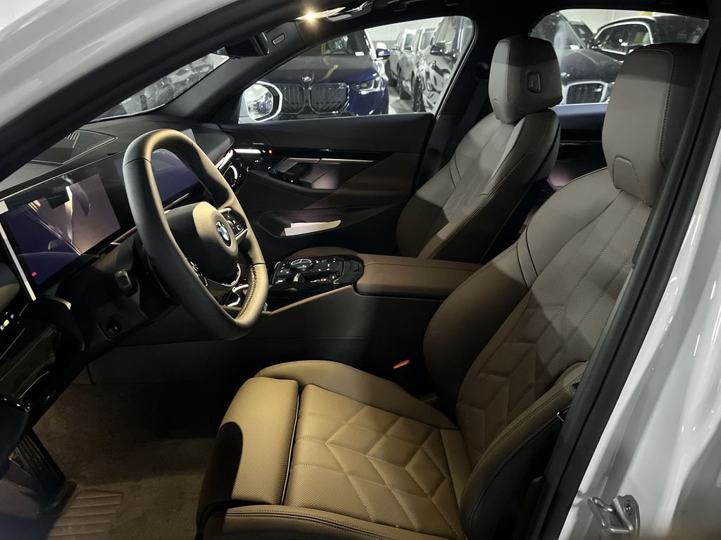 2026 BMW 5 Series 530i - Photo 11