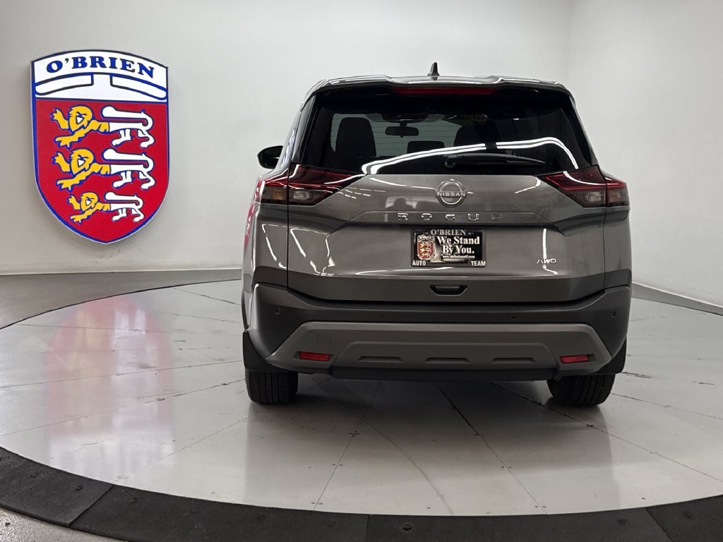 Used 2023 Gun Metallic Nissan S image 11