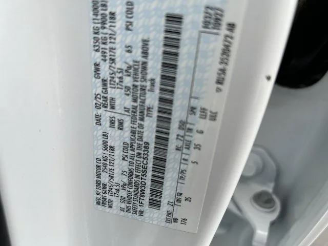 Used 2025 White Ford XLT image 30