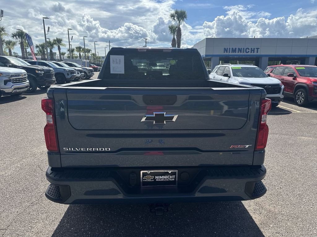 Used 2024 Lakeshore Blue Metallic Chevrolet RST image 15