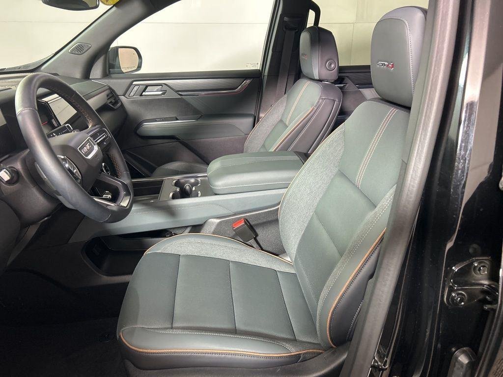 Used 2025 Ebony Twilight Metallic GMC AT4 image 15