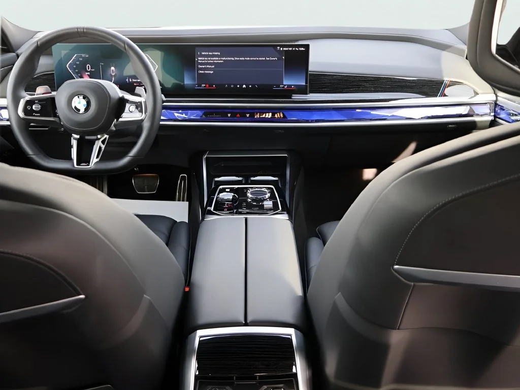 Used 2025 Alpine White BMW 740i xDrive image 16