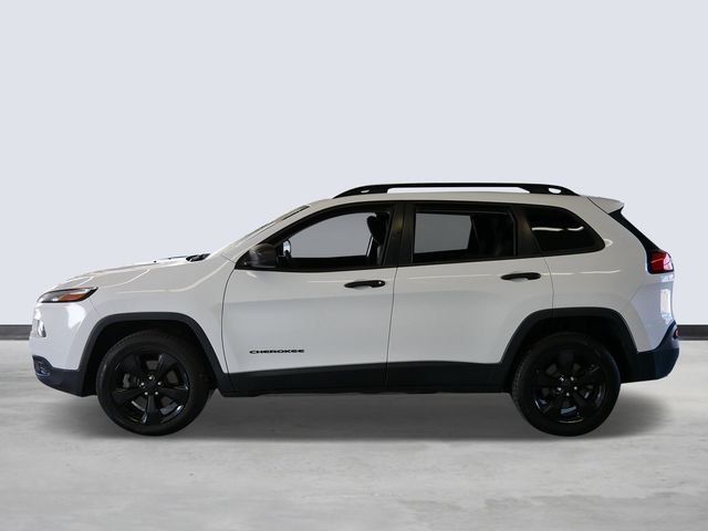 Used 2017 Jeep Cherokee Sport Altitude with VIN 1C4PJMAS5HW529388 for sale in Hudson, WI
