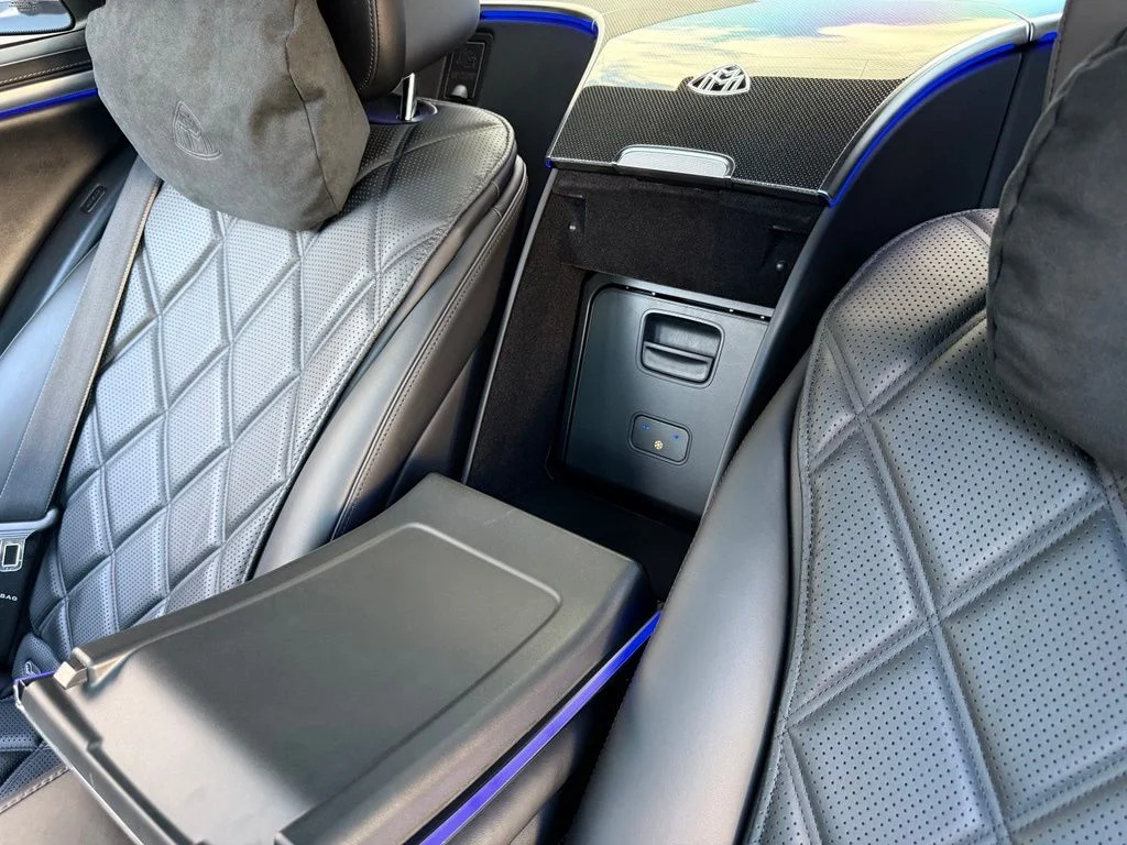 Used 2022 Gray Mercedes-Benz Maybach S 580 image 27