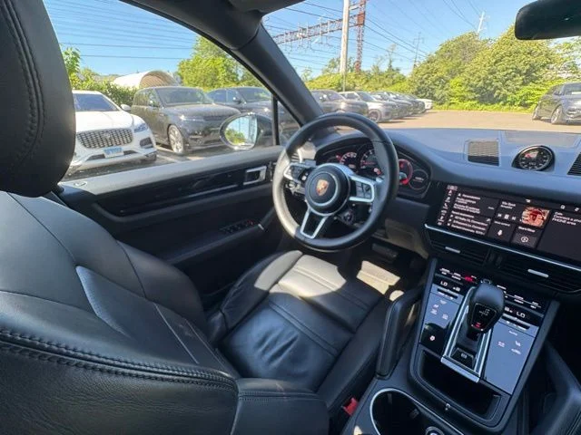 Used 2019 Black Porsche Base image 16