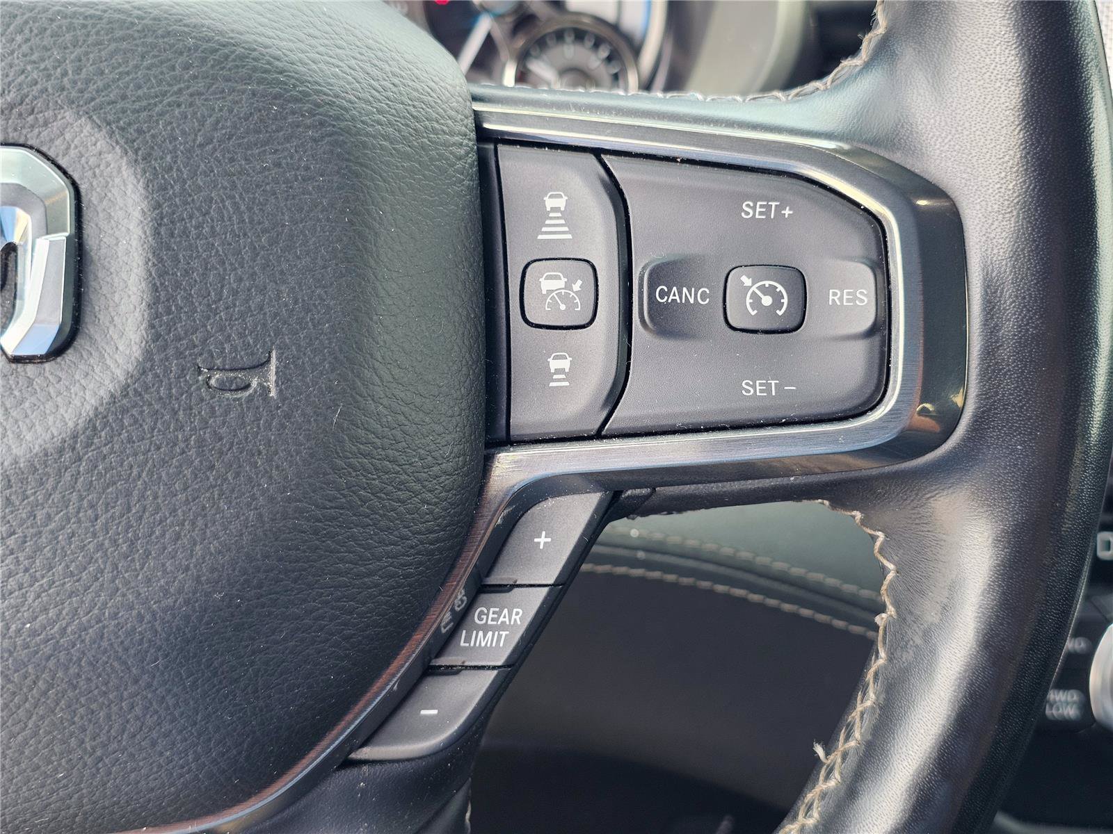 Used 2020 Patriot Blue Pearlcoat Ram Limited image 23