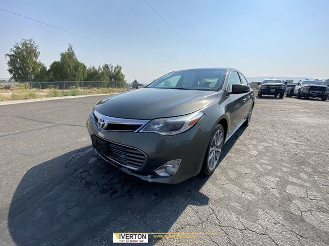 Used 2014 Cypress Pearl Toyota Limited image 1