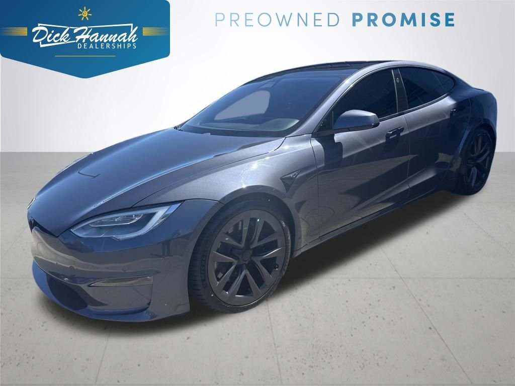 Used 2022 Midnight Silver Metallic Tesla LONG RANGE image 1