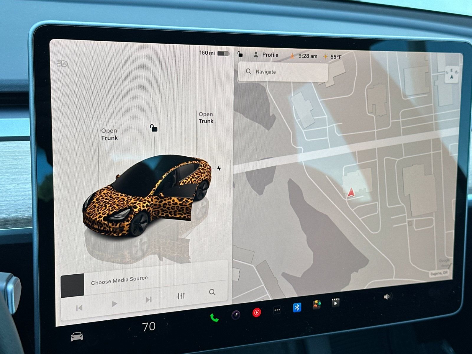 Used 2023 White Tesla Base image 17