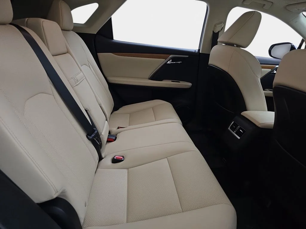 Used 2022 White Lexus 450h image 13
