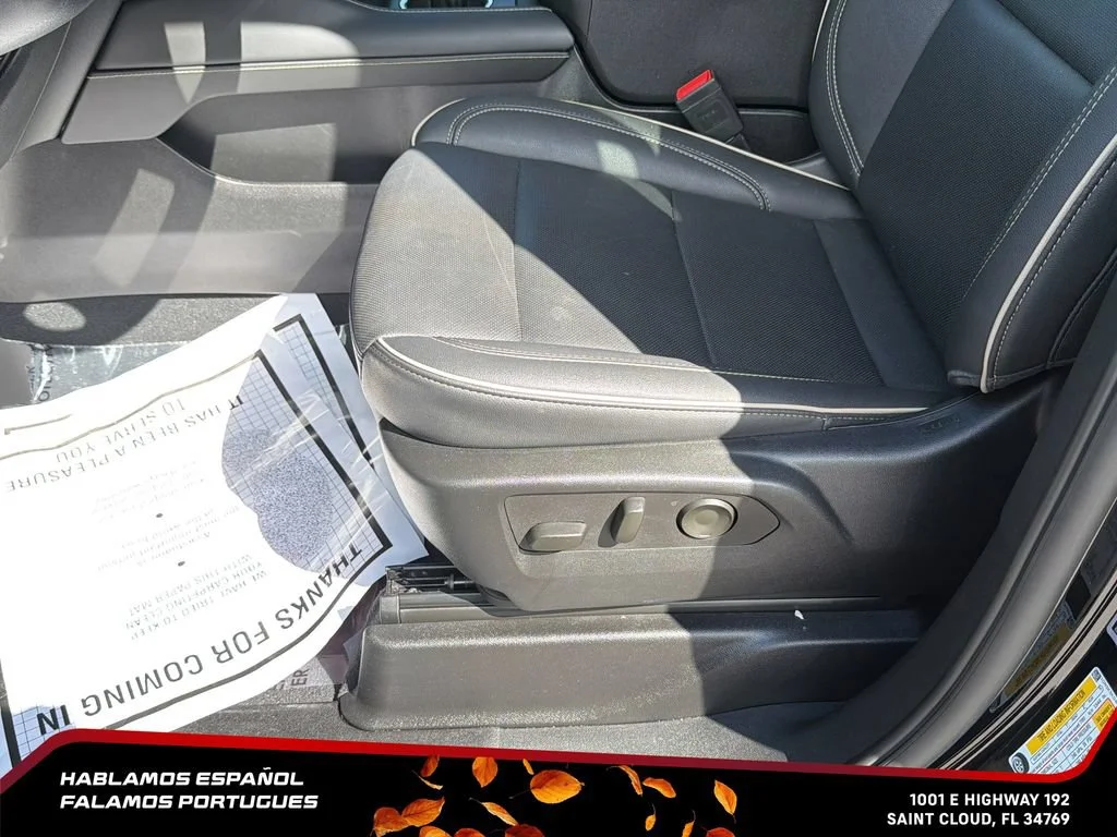 Used 2024 Black Chevrolet Premier image 18