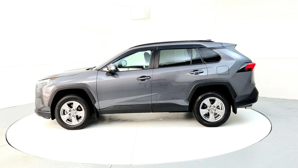 Used 2023 Gray Toyota XLE image 3