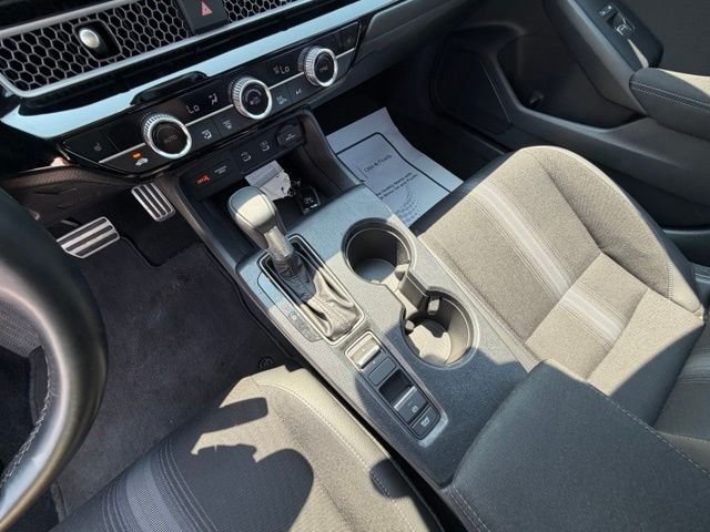 Used 2025  Honda Sport image 31