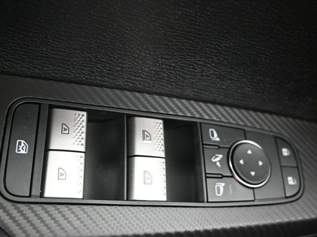 New 2026 White Mitsubishi SE 1.5T 2WD image 23