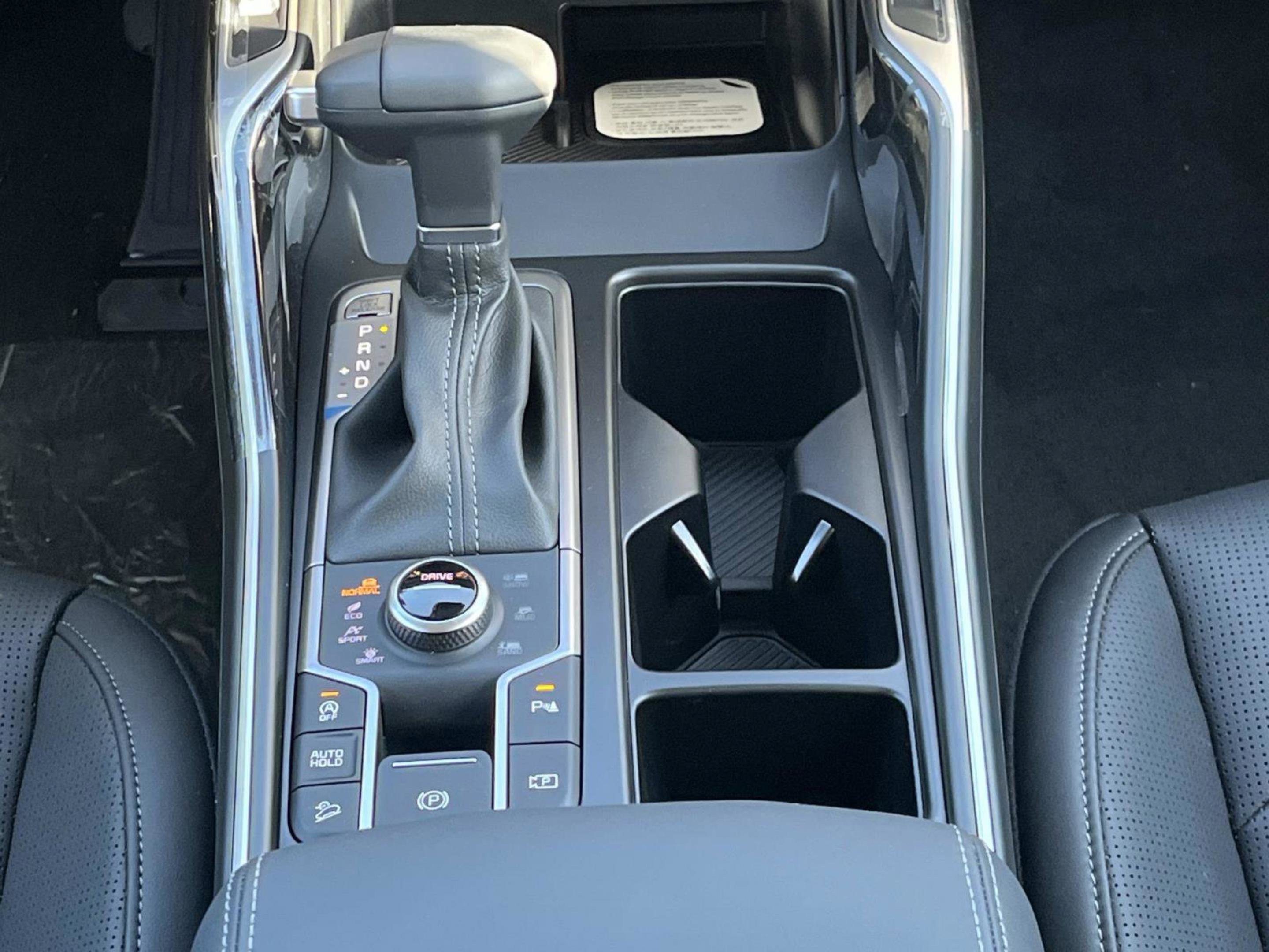 New 2026 Ebony Black Kia S image 16