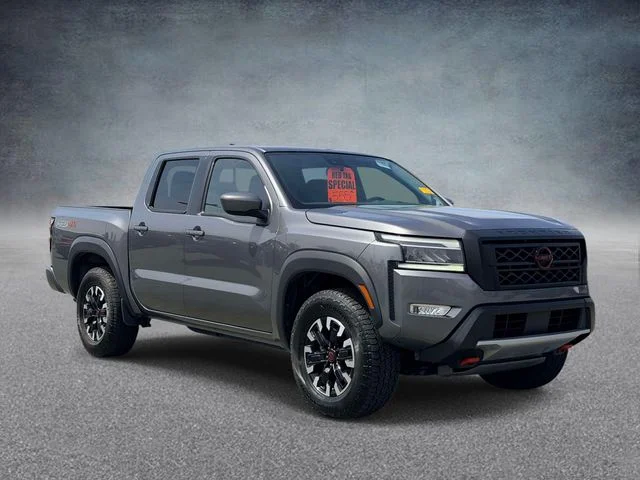 2024 Nissan Frontier PRO-4X Crew Cab 4X4's photo