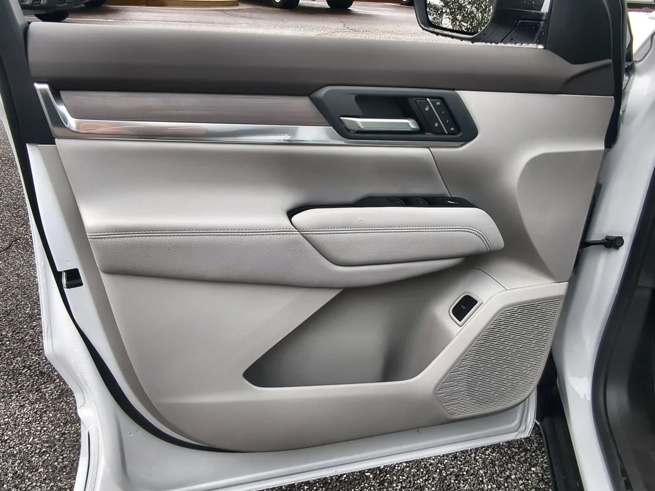 New 2026 Summit White GMC Denali image 22