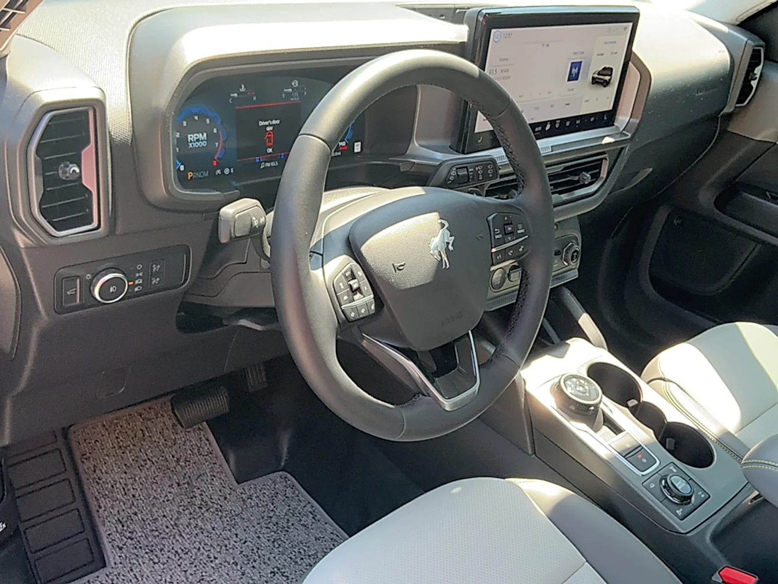 Used 2025 Azure Gray Metallic Tri-Coat Ford Badlands image 8