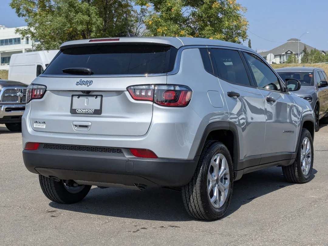 New 2025 Silver Jeep Sport - - 4X4 - 4.99% O.A.C - Heated Seats & More! image 8